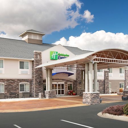 Holiday Inn Express Monticello By Ihg Zewnętrze zdjęcie
