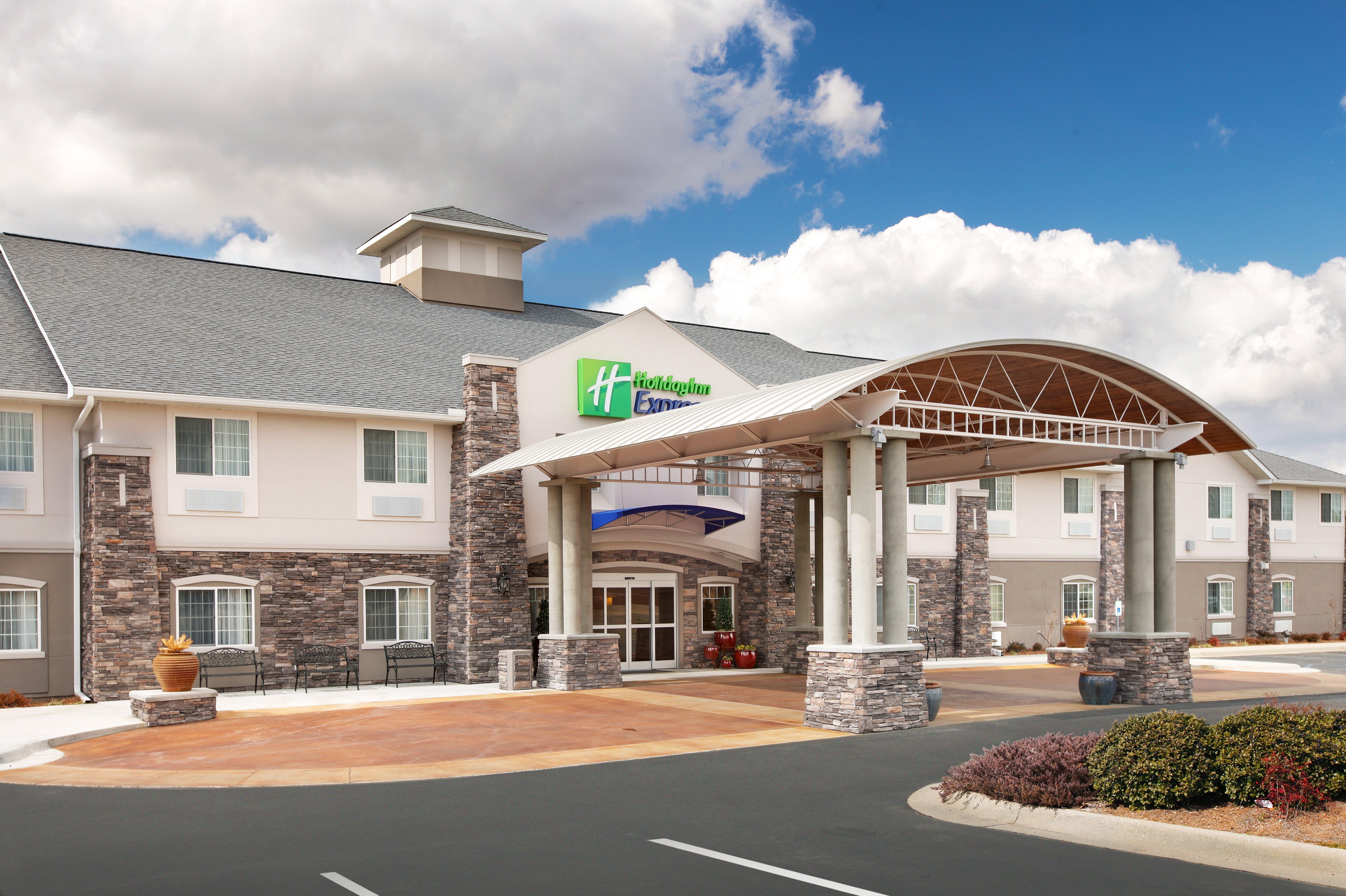 Holiday Inn Express Monticello By Ihg Zewnętrze zdjęcie