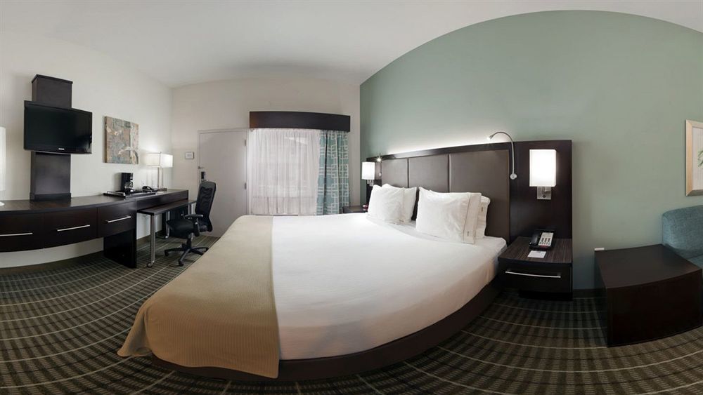 Holiday Inn Express Monticello By Ihg Zewnętrze zdjęcie